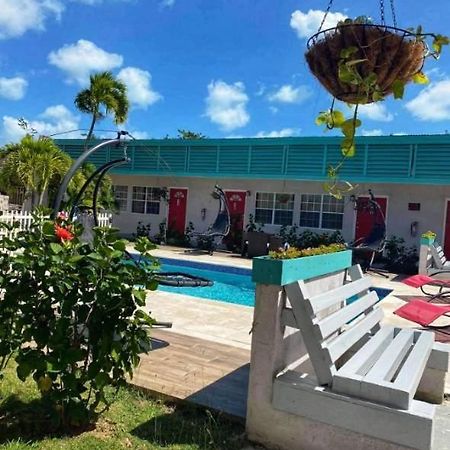 Georges Royal Inn Frederiksted Kültér fotó