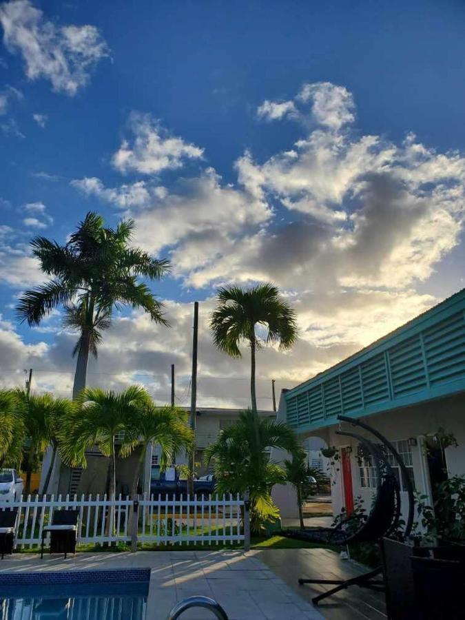 Georges Royal Inn Frederiksted Kültér fotó